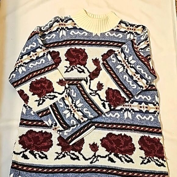 Donna Scott Vintage Light Blue & Burgandy Floral Turtleneck Sweater medium - Picture 1 of 7